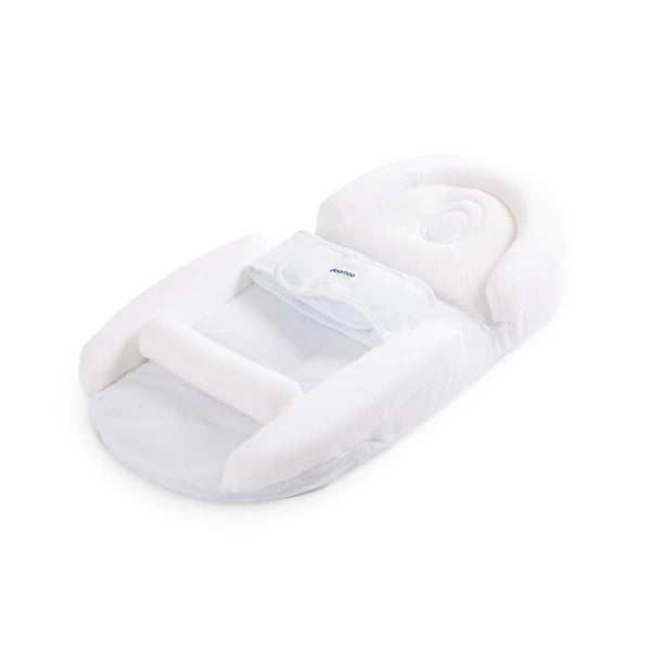 Doomoo Basics Supreme Sleep Positioner Plus Baby Sleeping Nest White